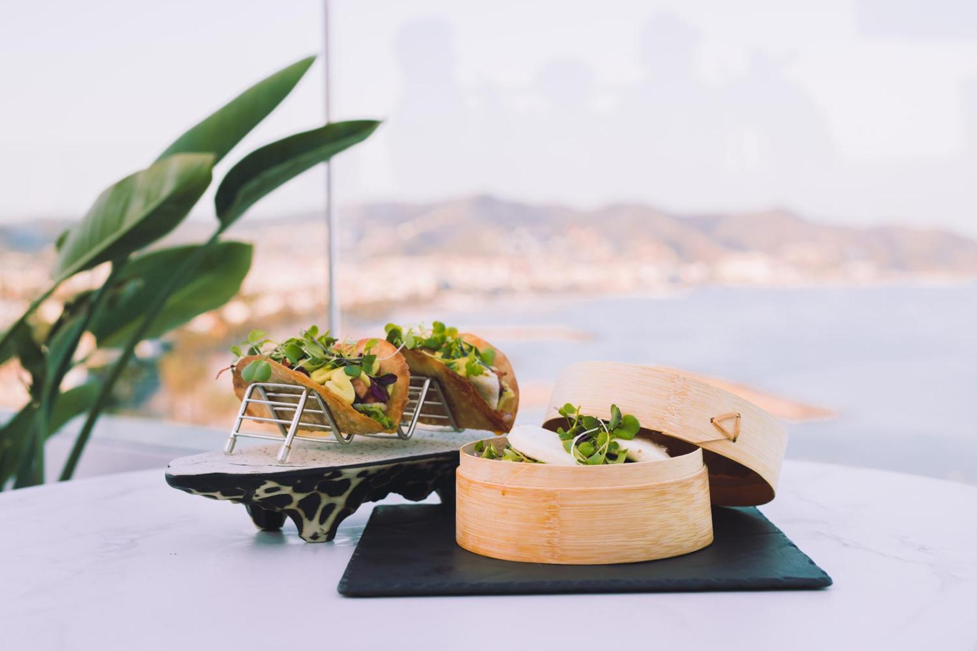 فندق Me Sitges Terramar المظهر الخارجي الصورة Dim sum