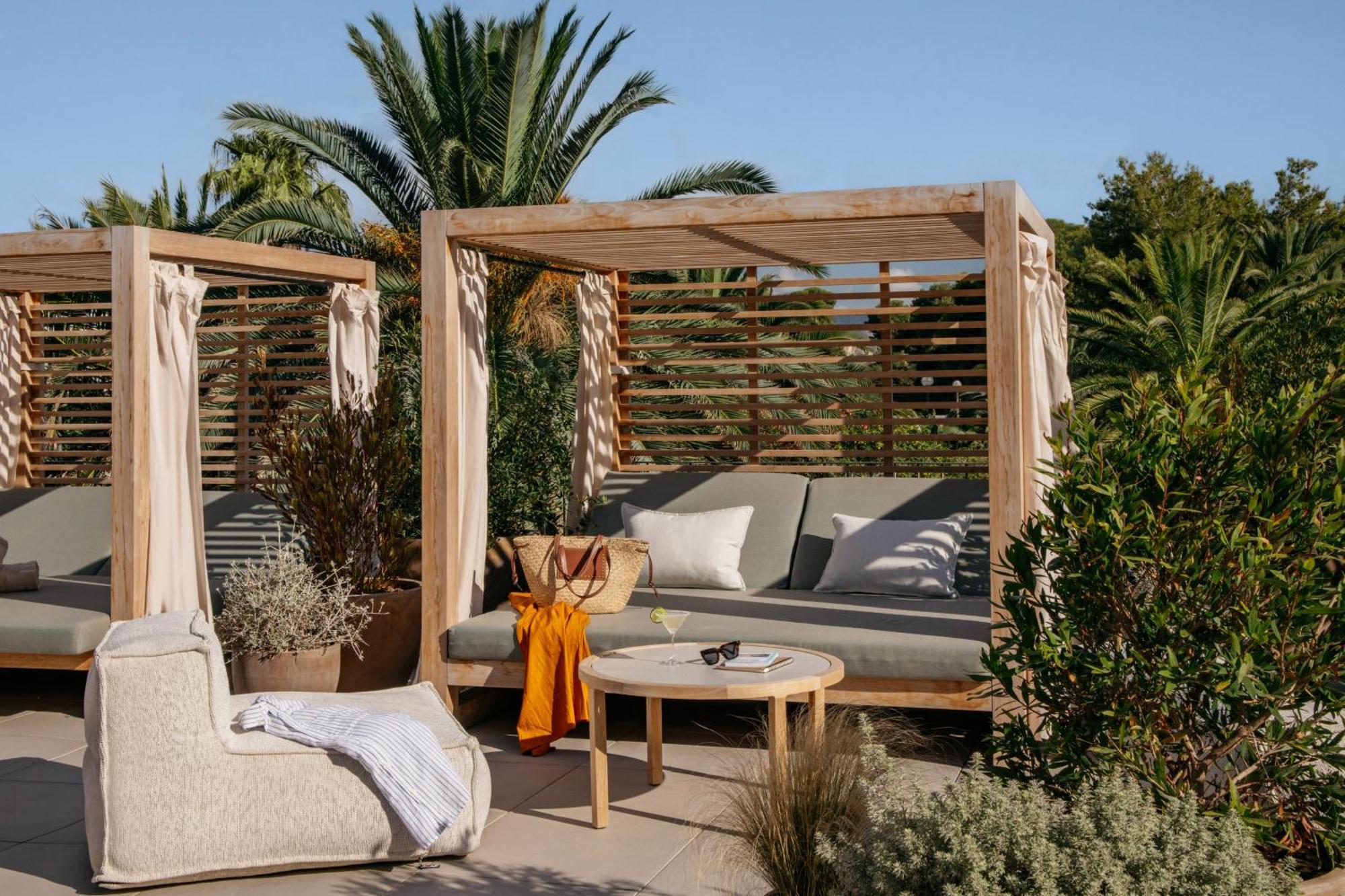 فندق Me Sitges Terramar المظهر الخارجي الصورة Pergola